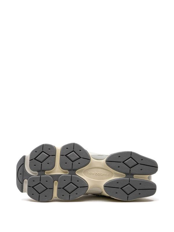 New Balance 9060 – Sea Salt Beige