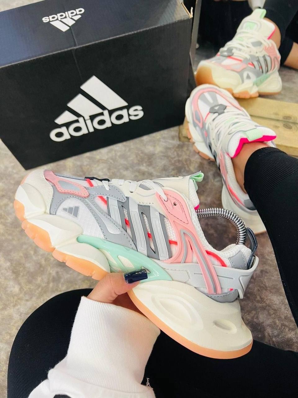 Adidas Vento XLG Runner Deluxe