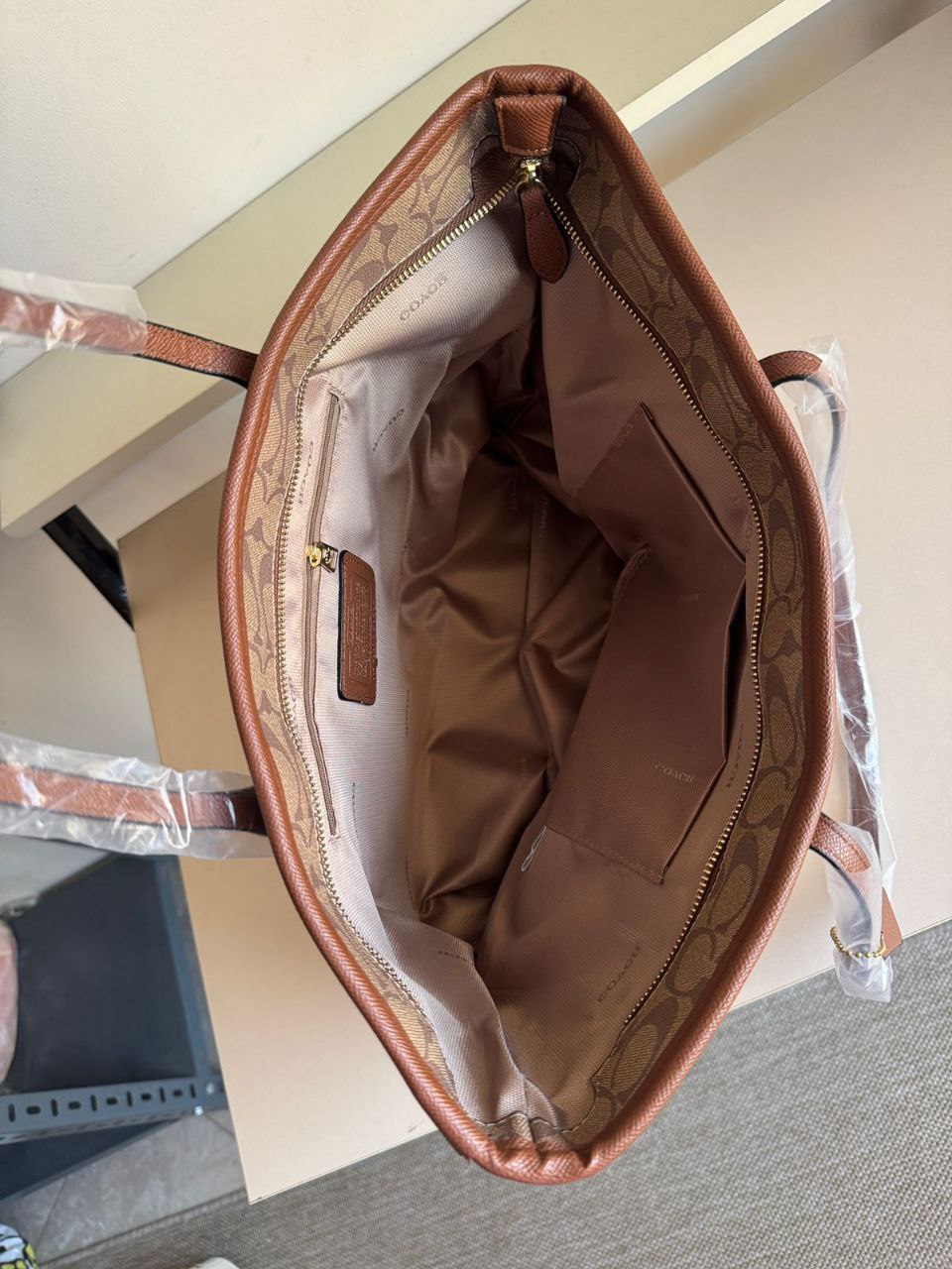 Coach signature canvas