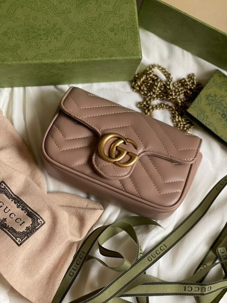 Gucci GG Marmont (Medium)