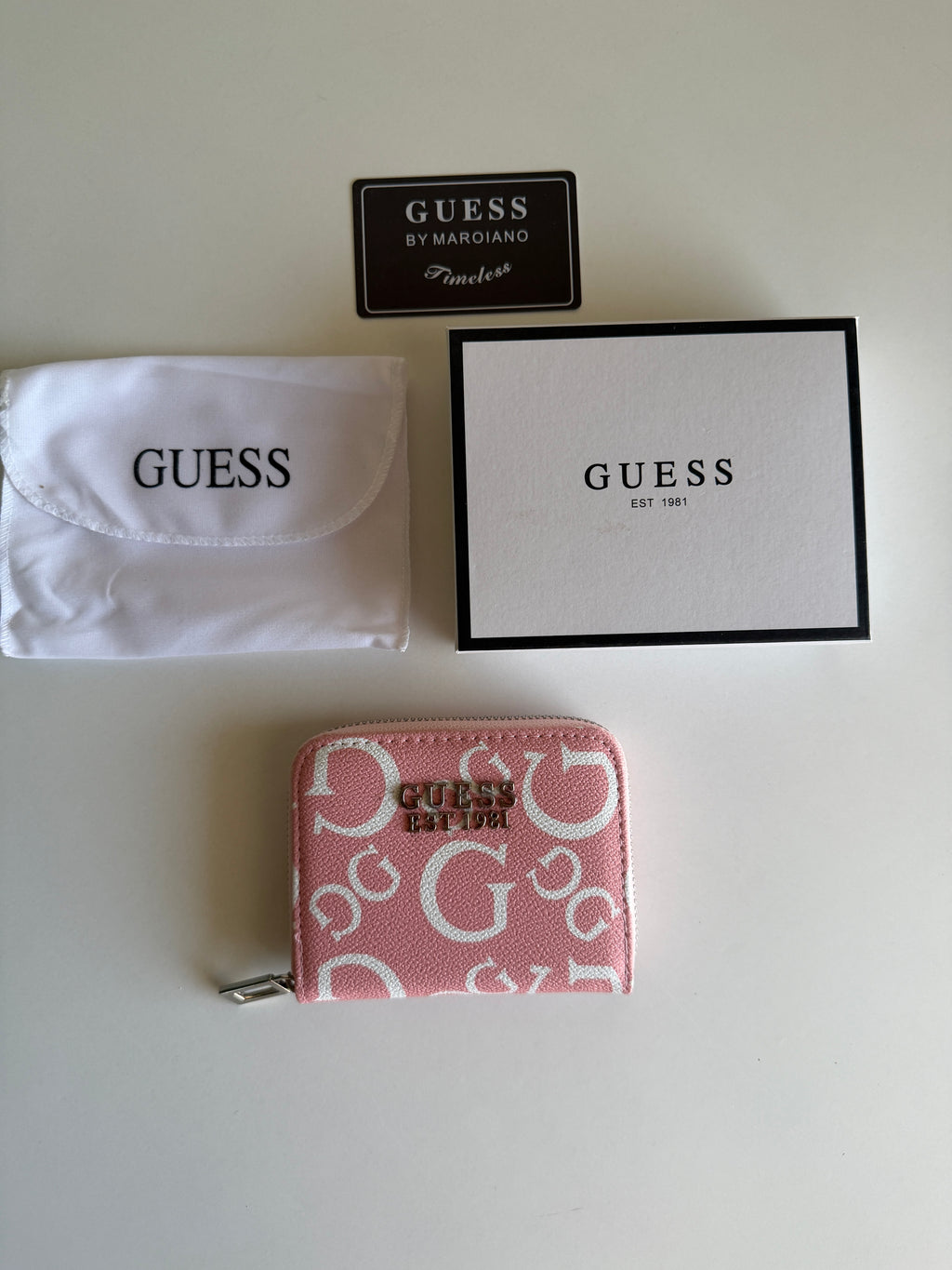 Guess mini wallet (patterned)