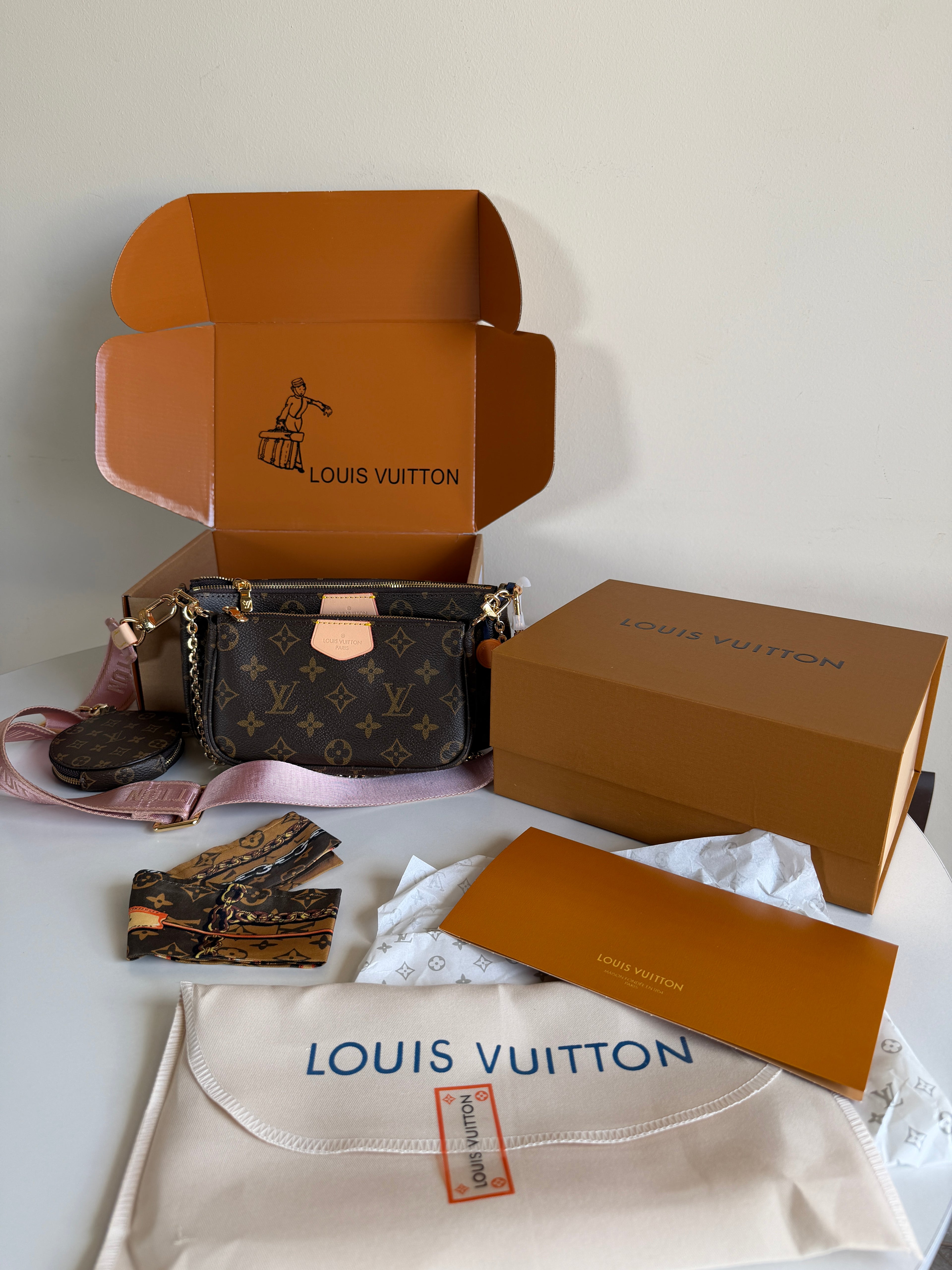 Louis Vuitton Multi Pochette Accessoire