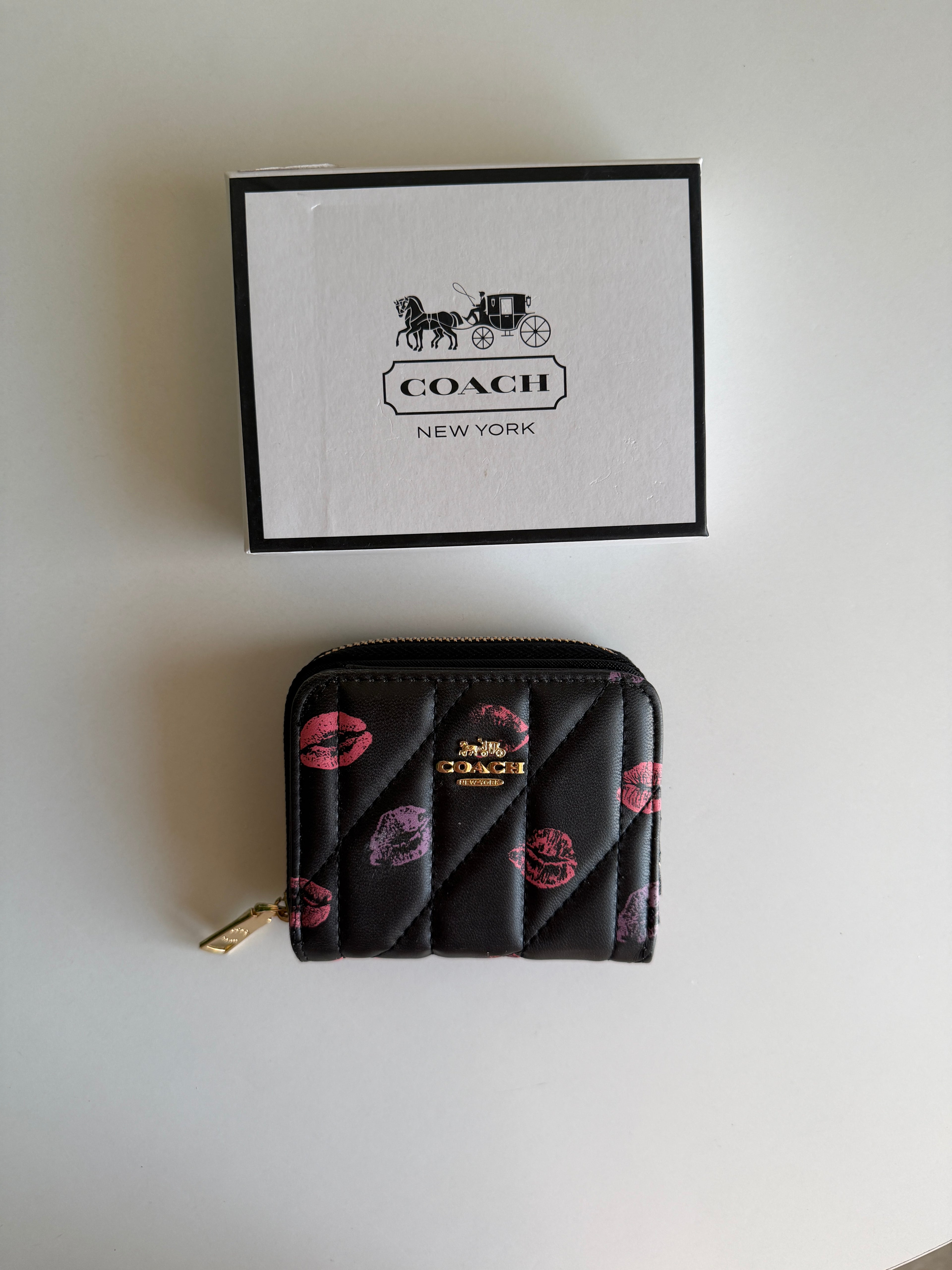 Coach mini wallet kiss