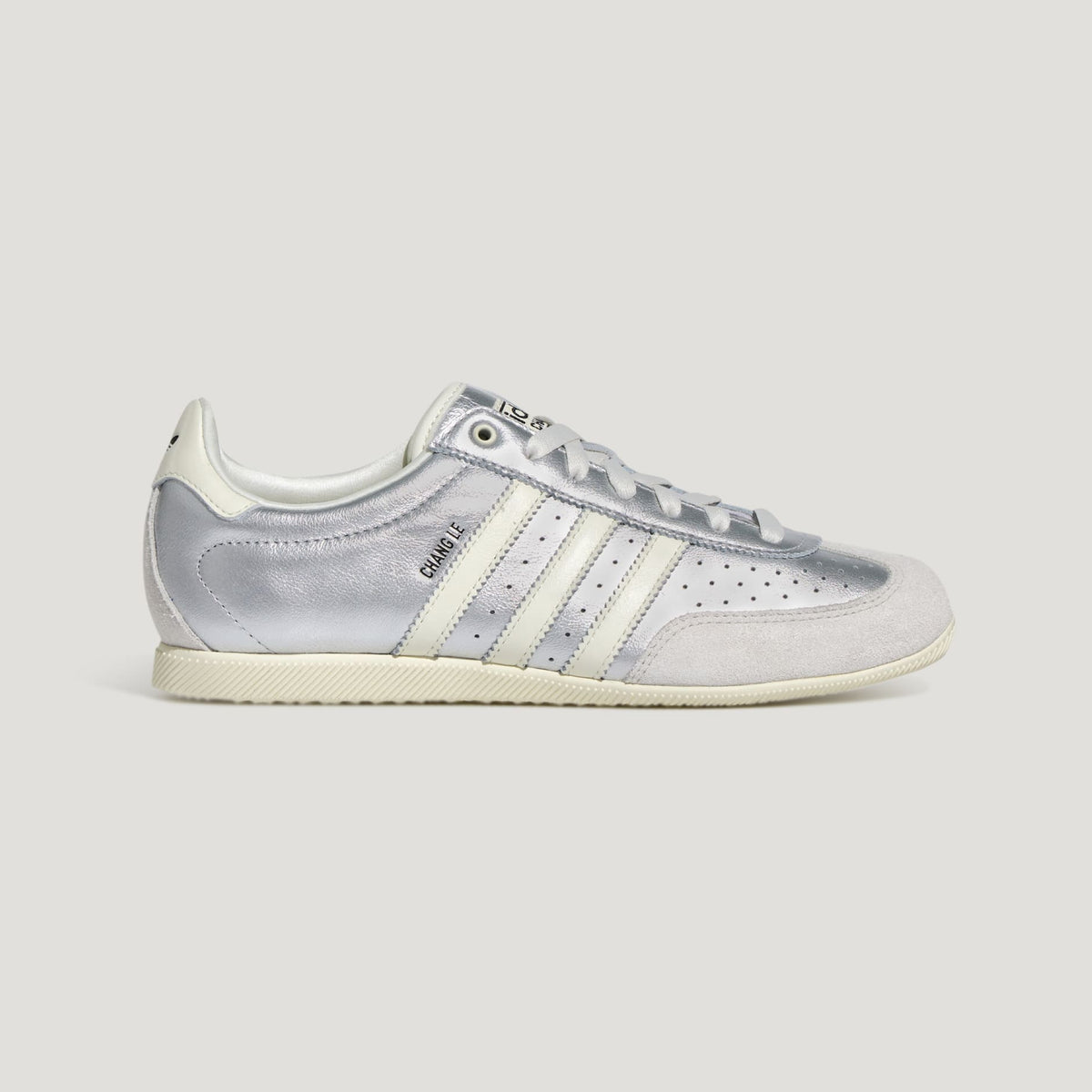 Adidas changle silver Metalic ivory grey