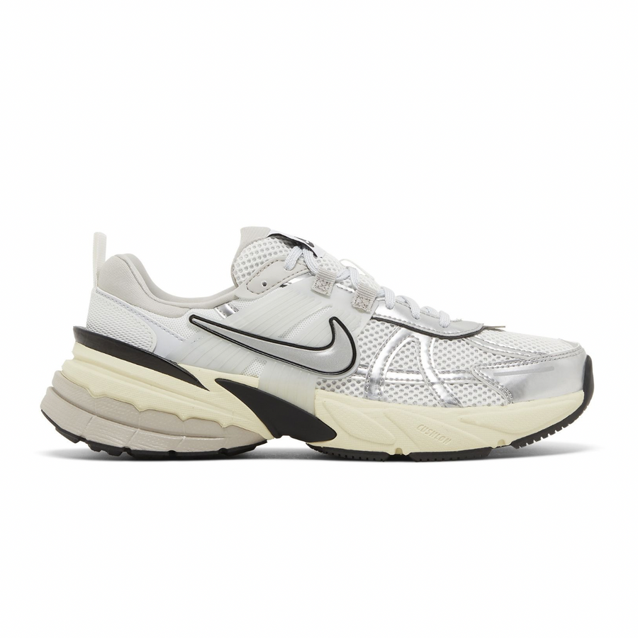 Nike V2K Run 'Summit White' .