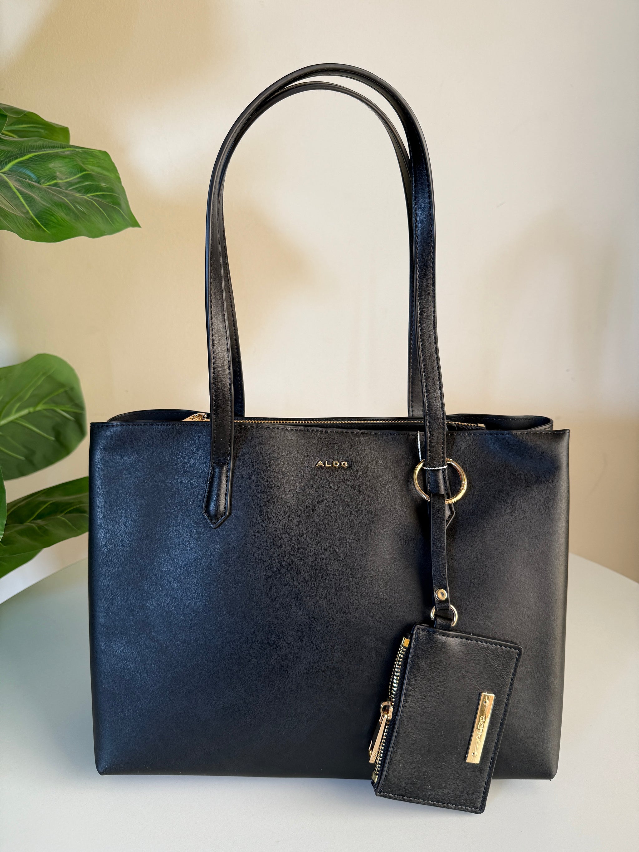 Aldo tote bag(wallet charm)