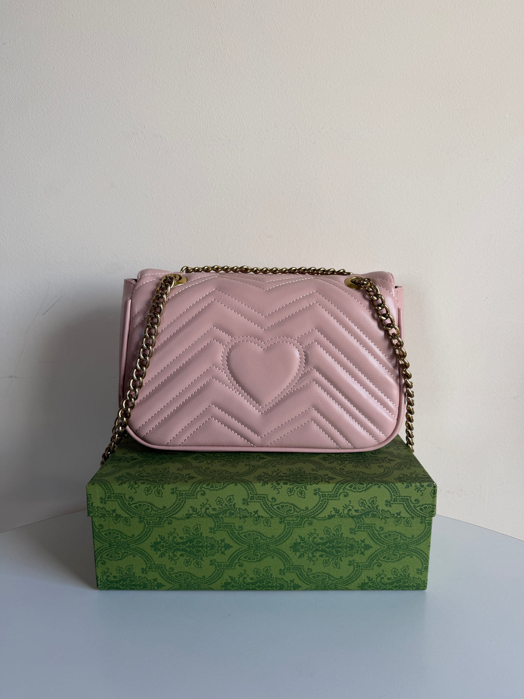 Gucci GG Marmont (Medium)