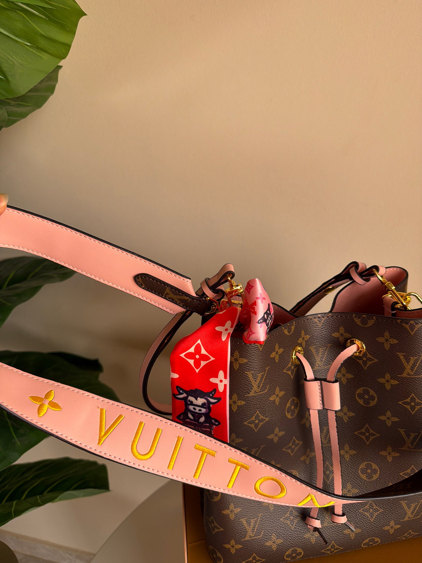 Louis Vuitton Neonoe MM
