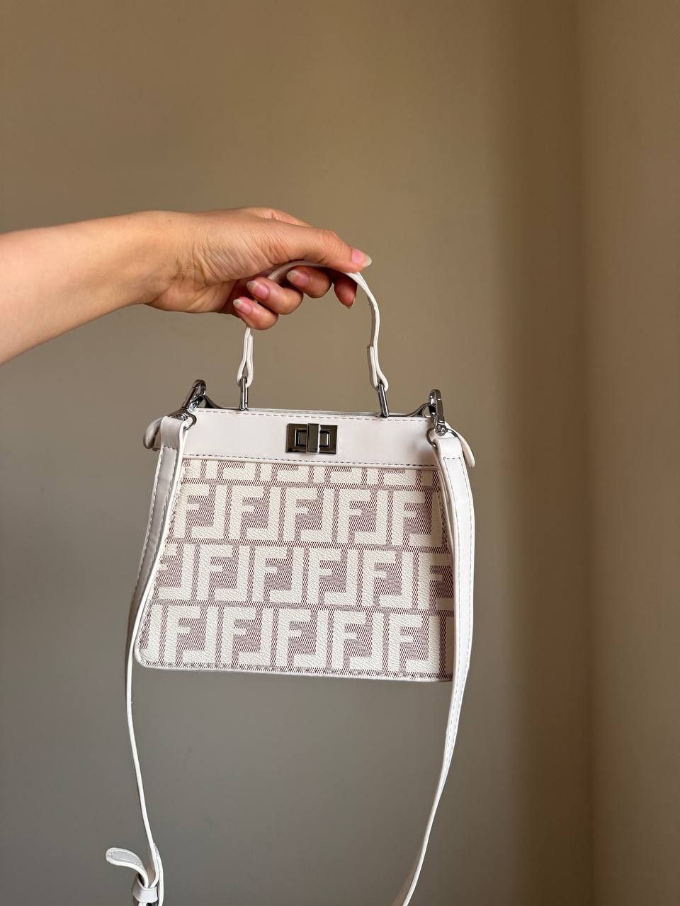 Peekaboo ISeeU XCross bag Fendi style
