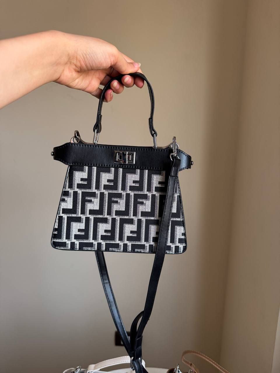 Peekaboo ISeeU XCross bag Fendi style