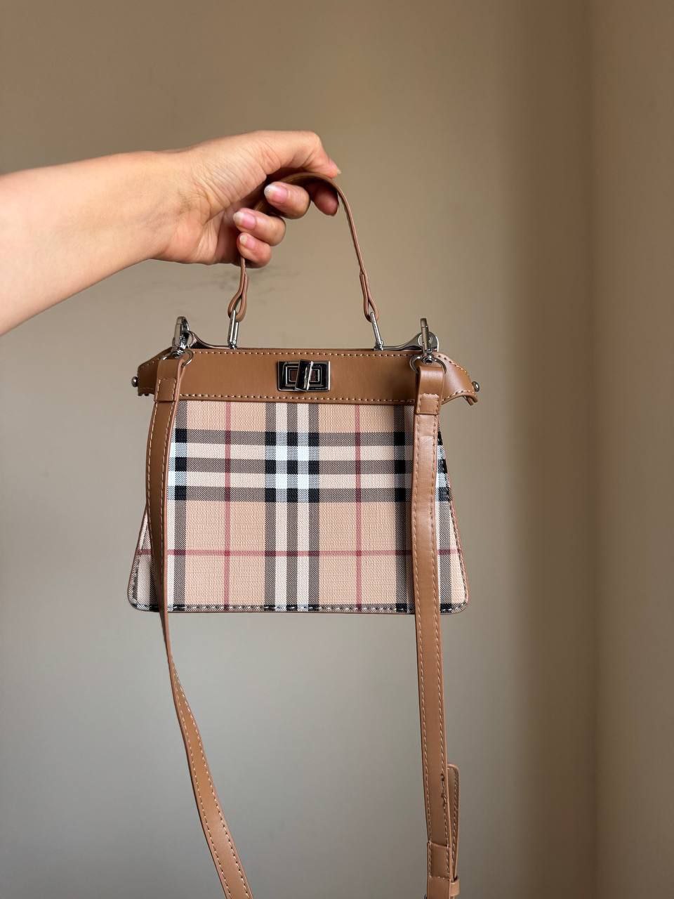 Peekaboo ISeeU XCross bag Fendi style