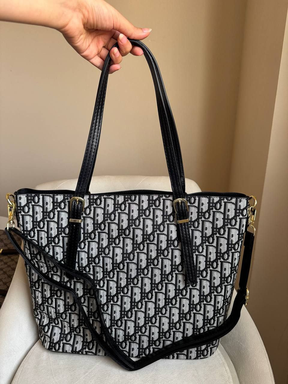 Jet Set travel tote bag