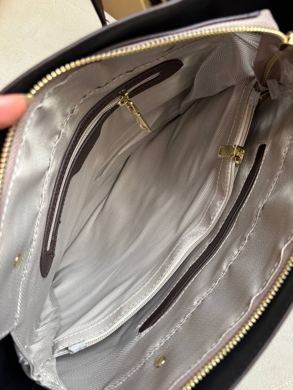 Jet Set travel tote bag