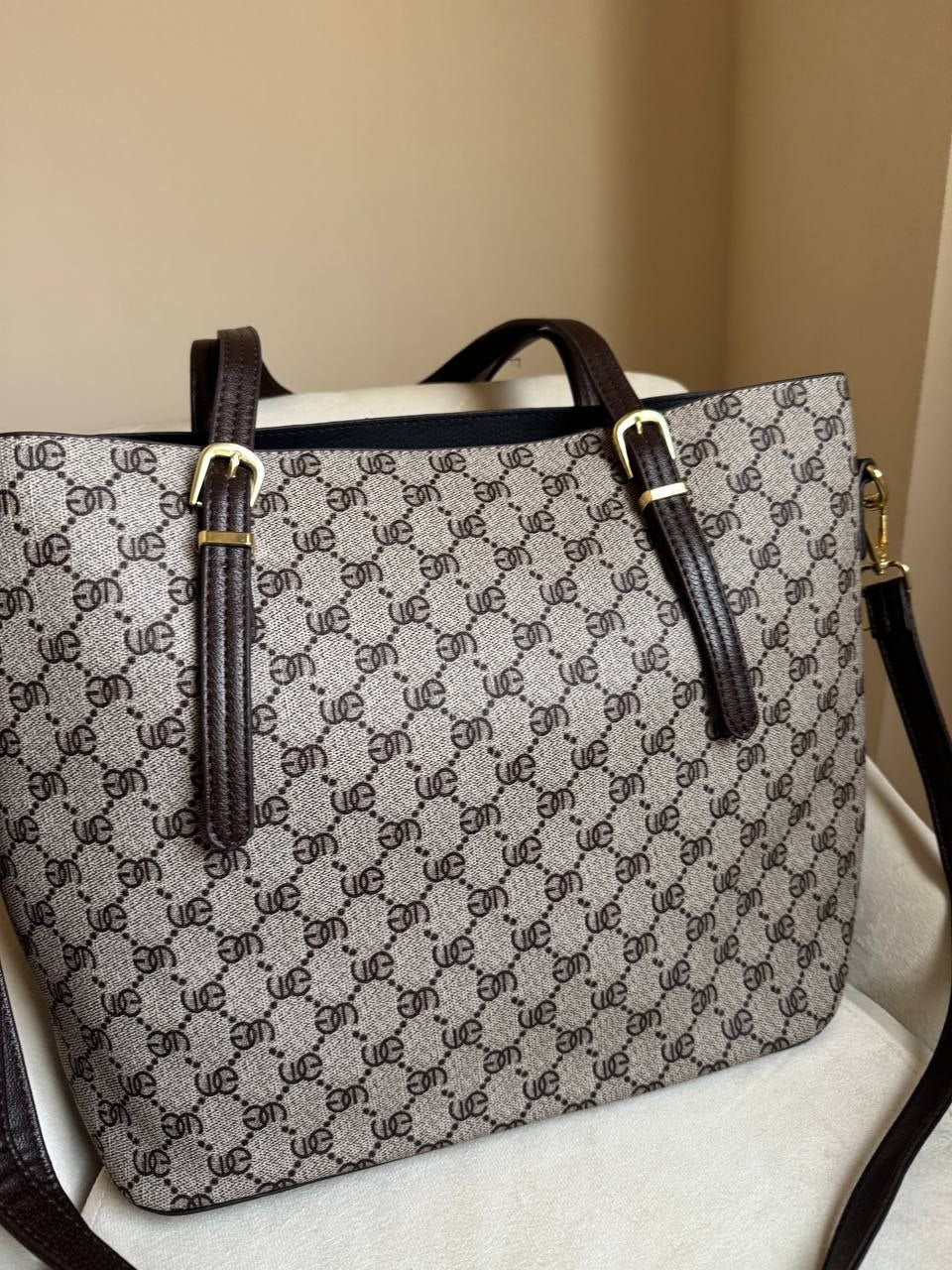 Jet Set travel tote bag