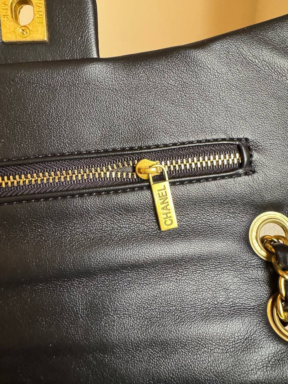 Channel 19 flab bag