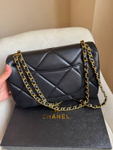 Channel 19 flab bag