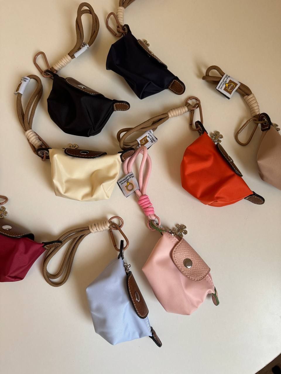 Long shamp mini charm