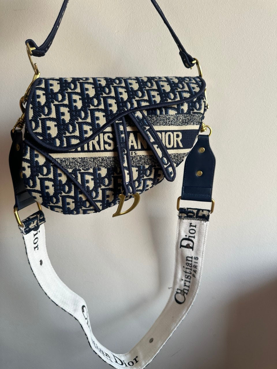 Dior saddle oblique embroidery