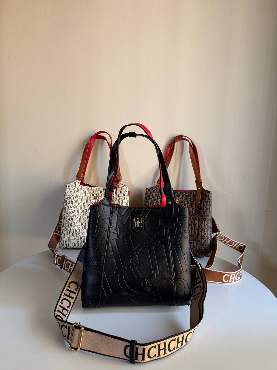 Carolina Herrera  Hand