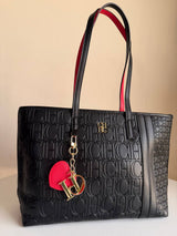 Carolina Herrera shoulder 1