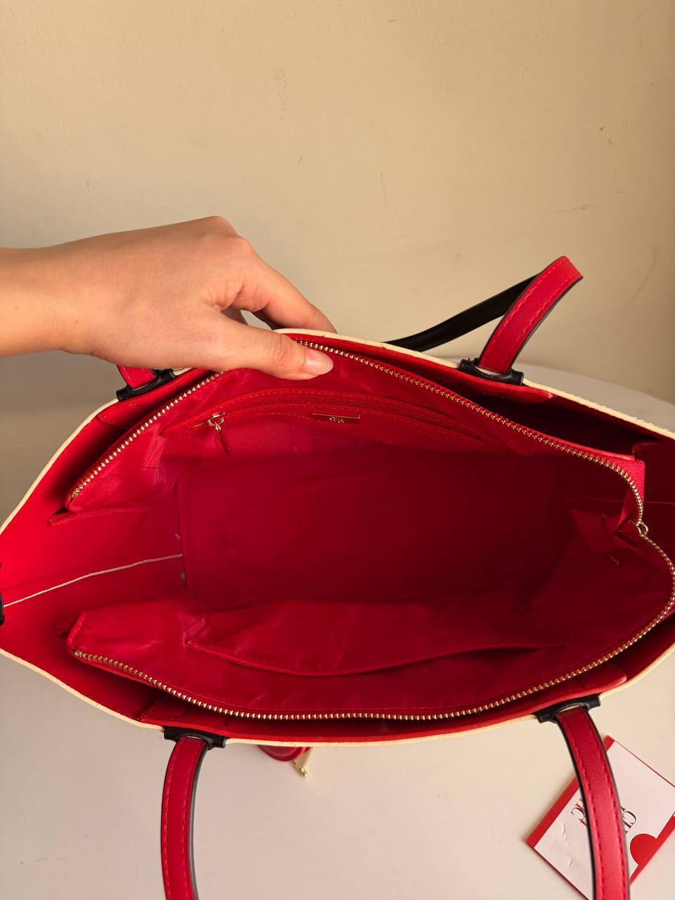 Carolina Herrera shoulder 2