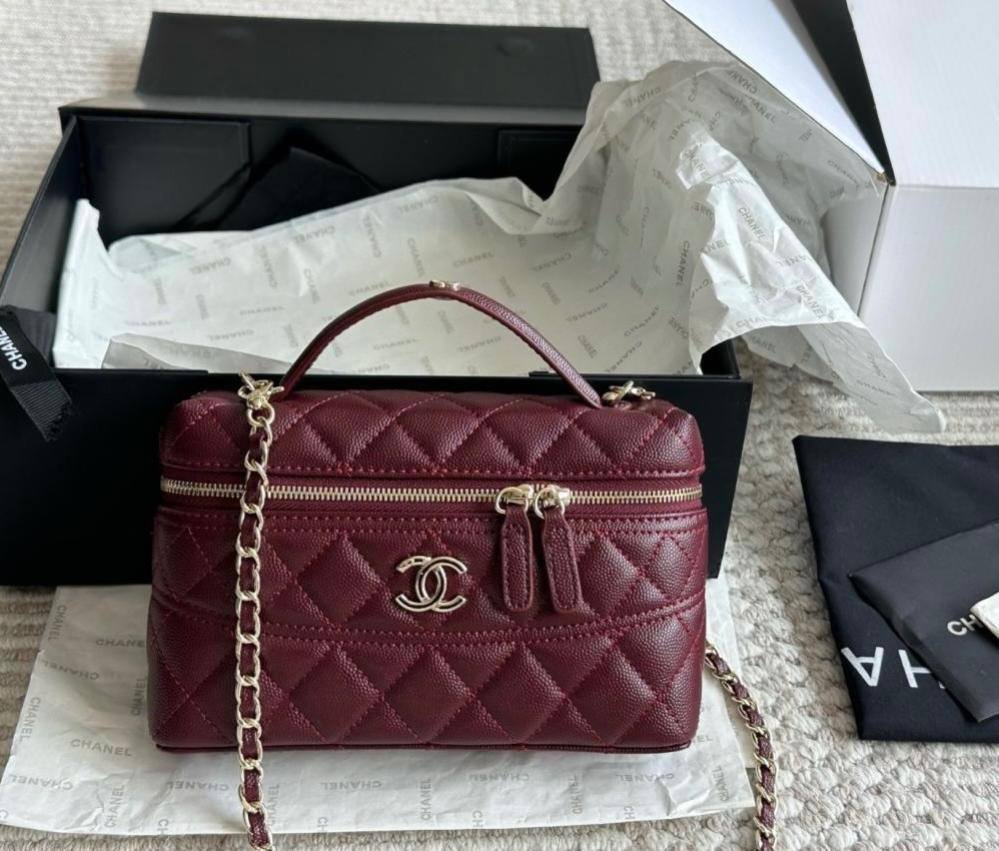 Chanel vanity case