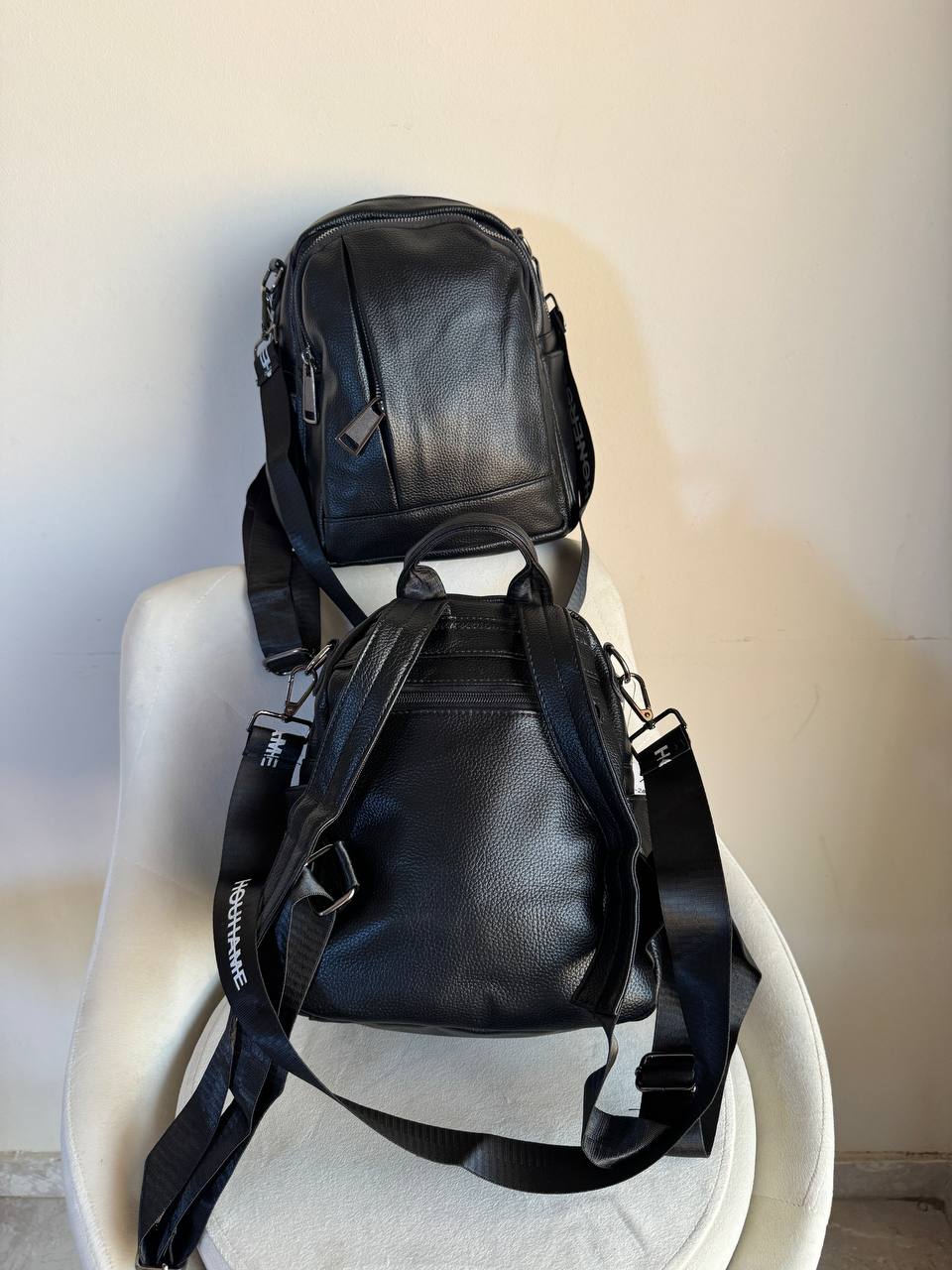 Back bag leather