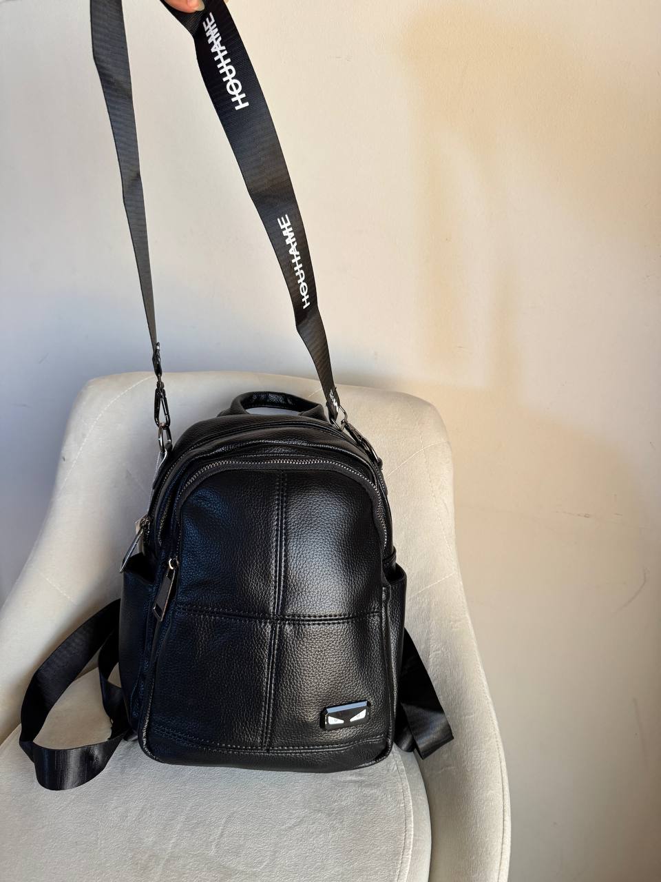 Back bag leather