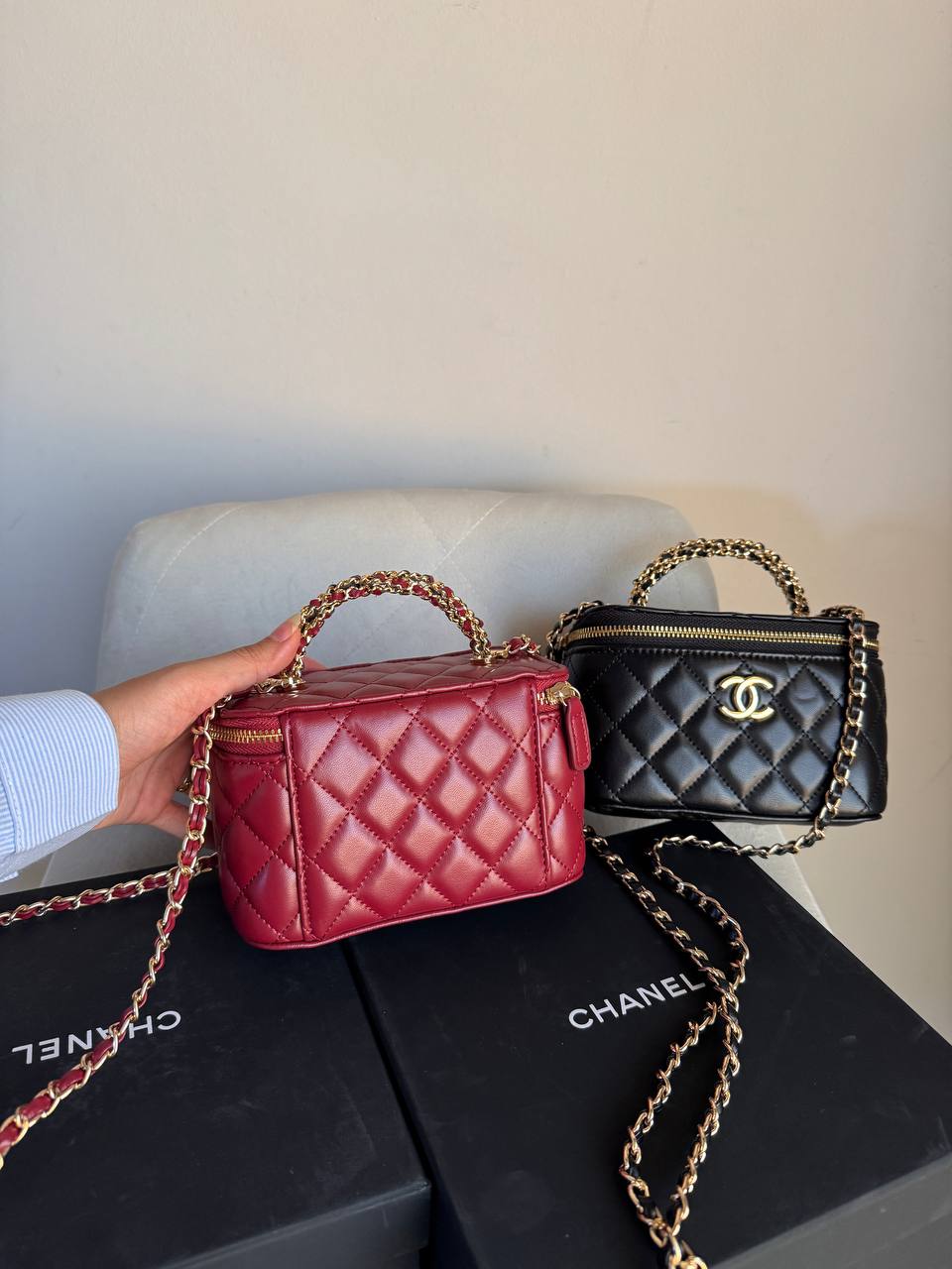 Chanel mini chain vanity case