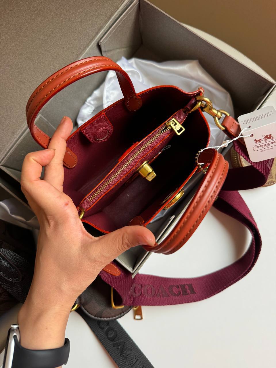 Coach Willow Tote Bag Signature Canvas