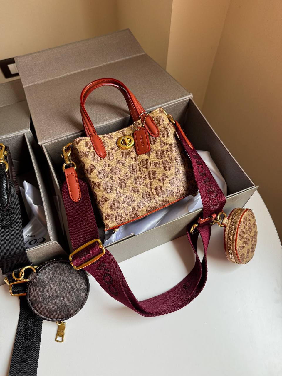 Coach Willow Tote Bag Signature Canvas