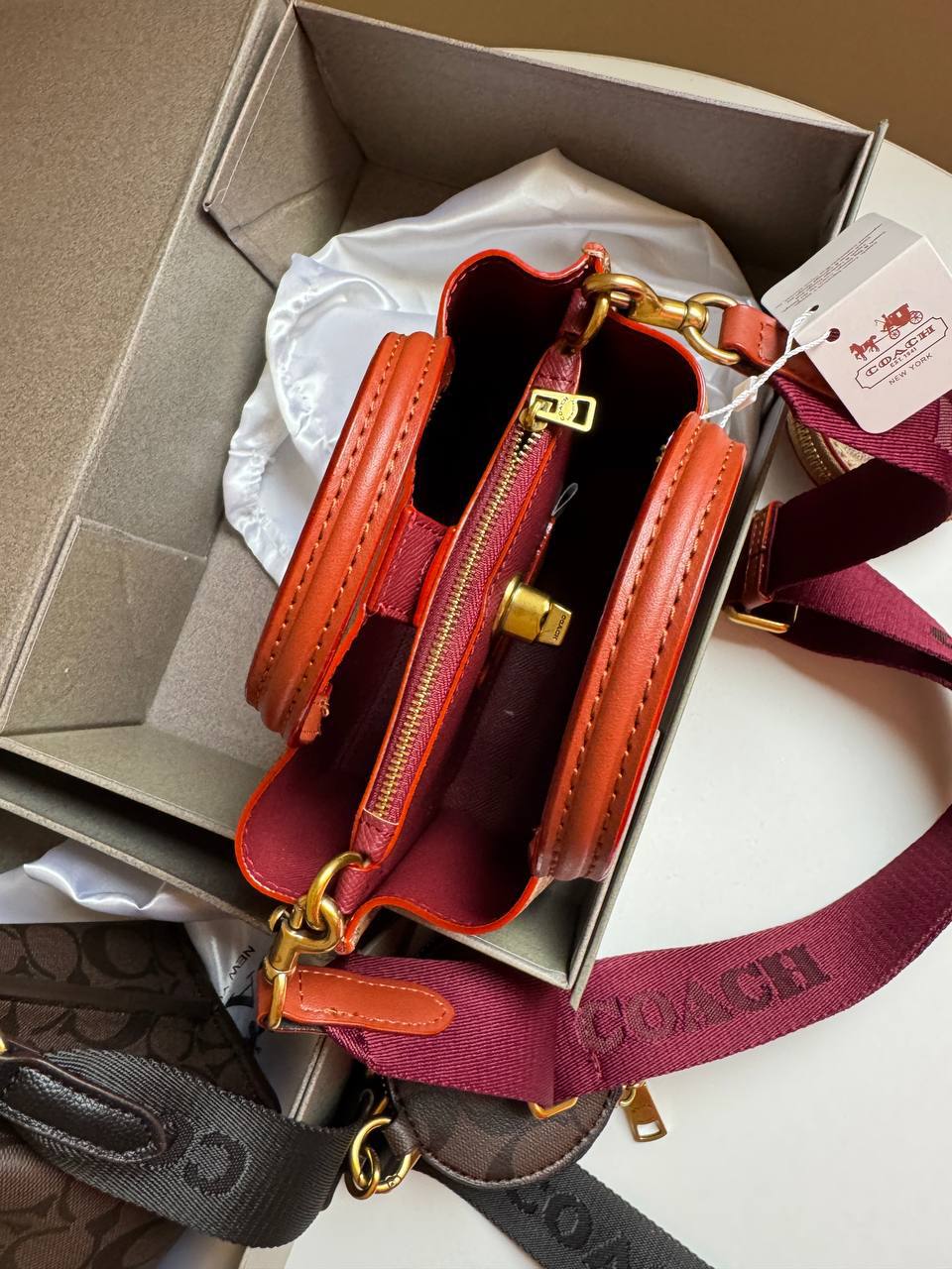 Coach Willow Tote Bag Signature Canvas