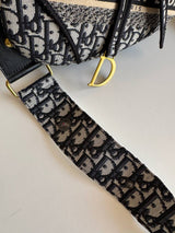 Dior saddle oblique embroidery