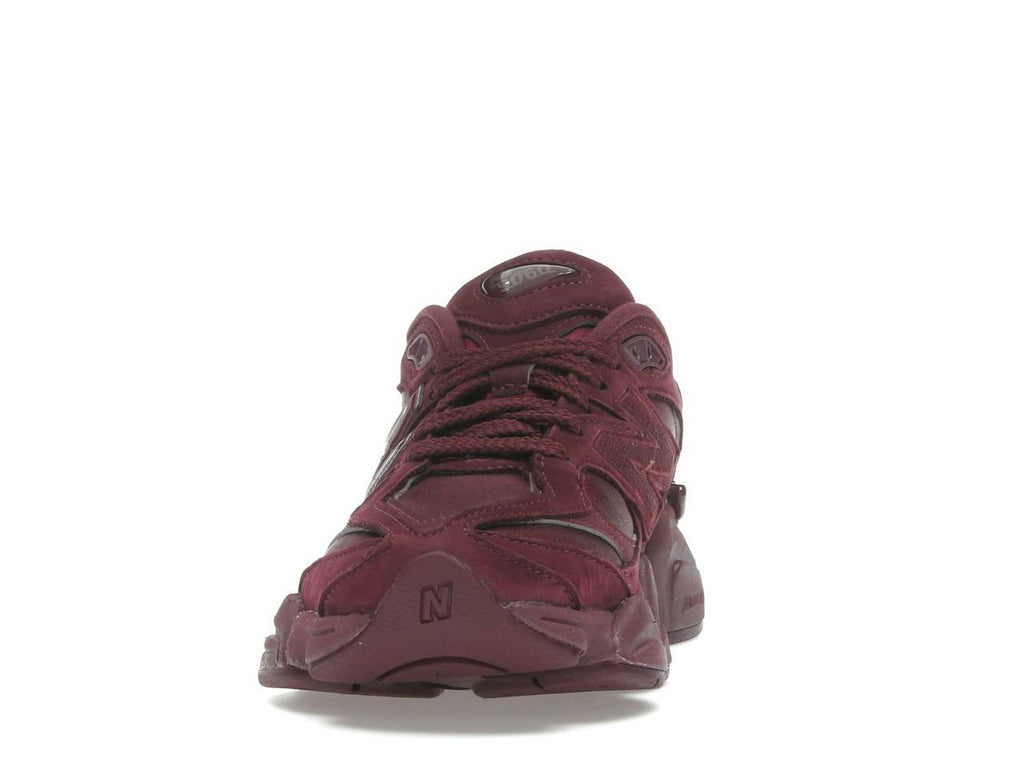 New Balance 9060 – burgundy