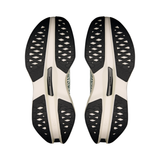 On Running Cloudboom Max White Black