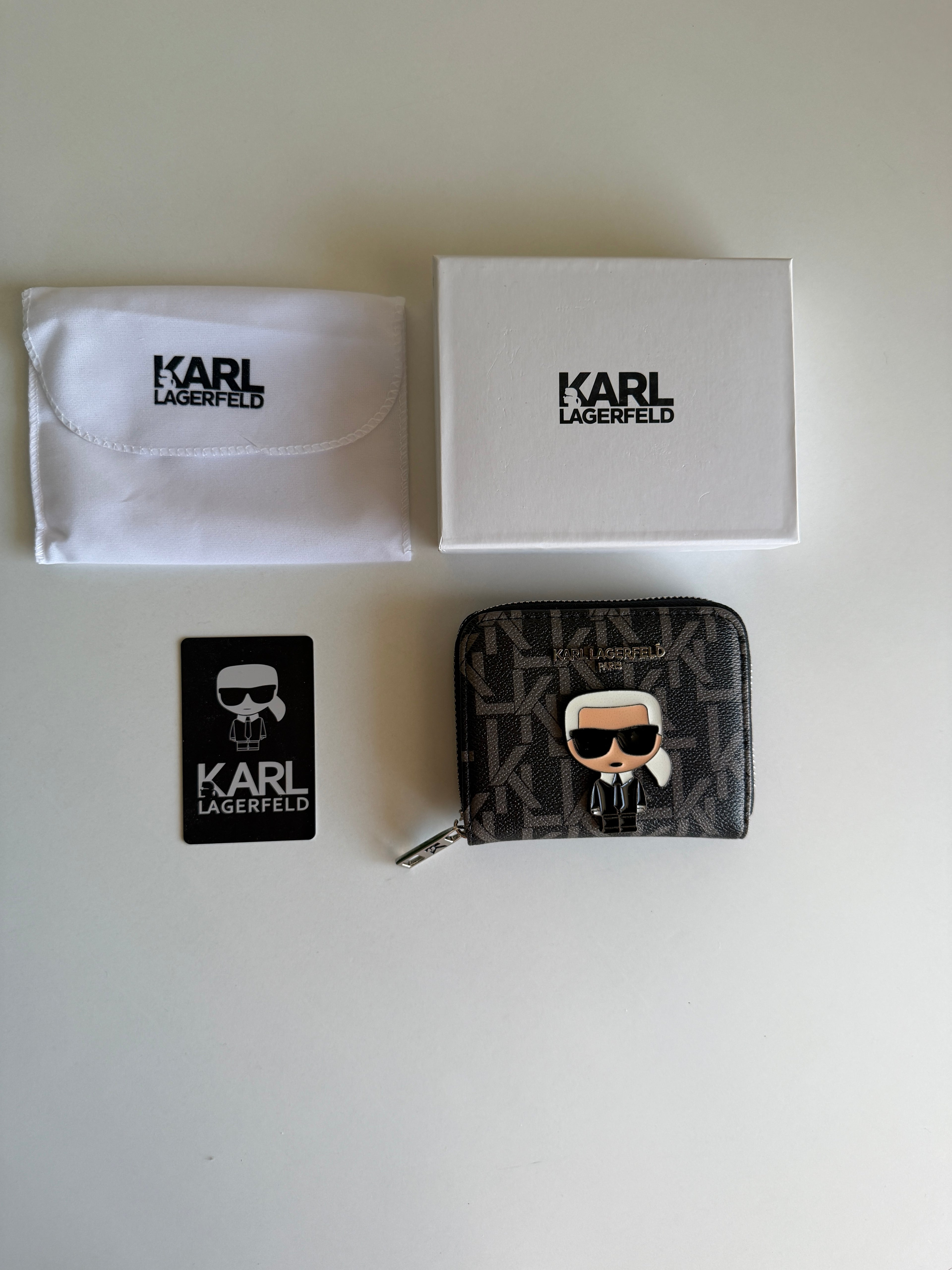 Karl mini Zipper Wallet