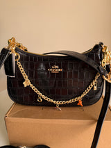 Coach teri shoulder bag with swagger chain gold