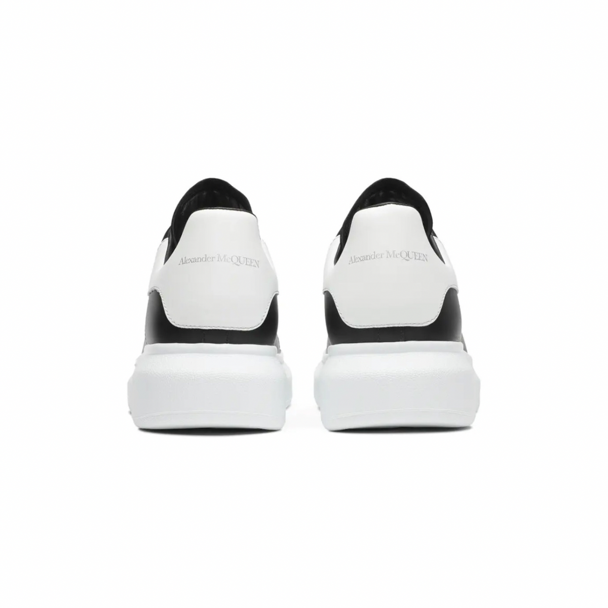 Alexander McQueen Oversized Sneaker 'Black White'