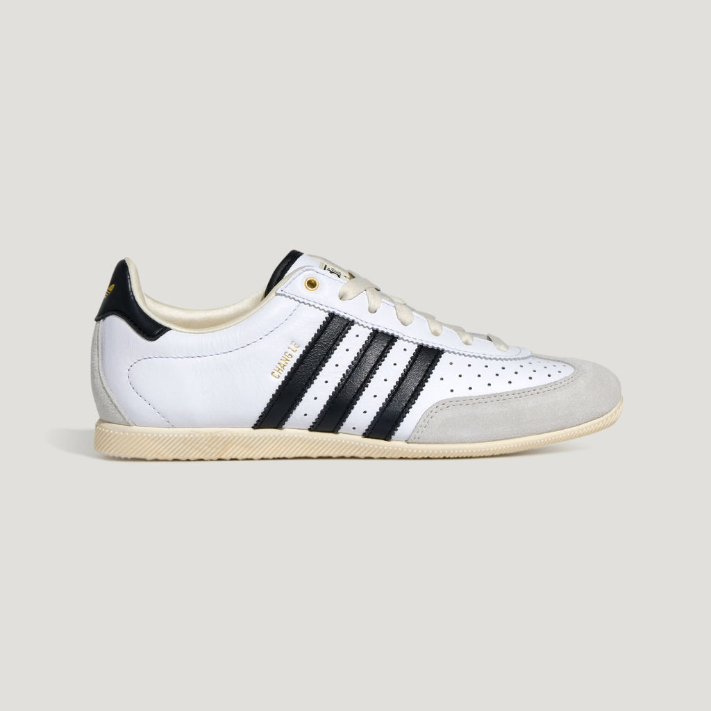 Adidas changle cloud white / black