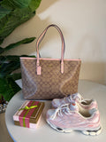 Coach signature canvas bag pink +Asics Gel-Kayano pink + Wallet free