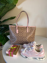 Coach signature canvas bag pink +Asics Gel-Kayano pink + Wallet free