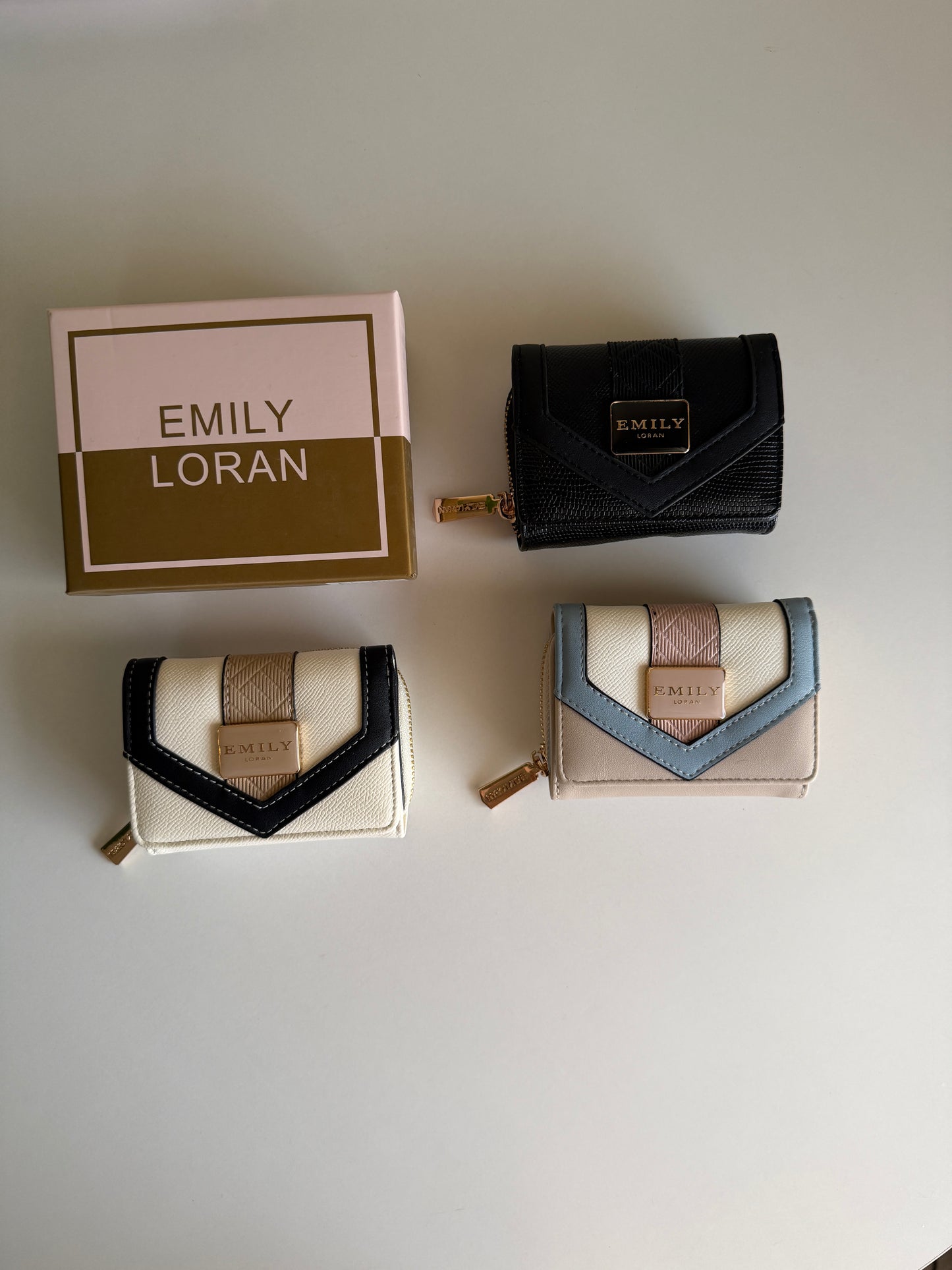 Emily loran mini wallet