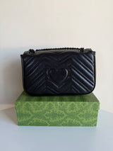Gucci GG Marmont (Medium)