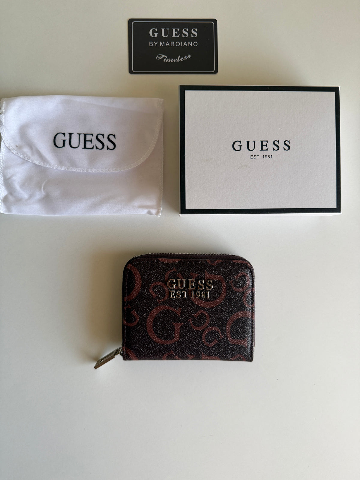 Guess mini wallet (patterned)