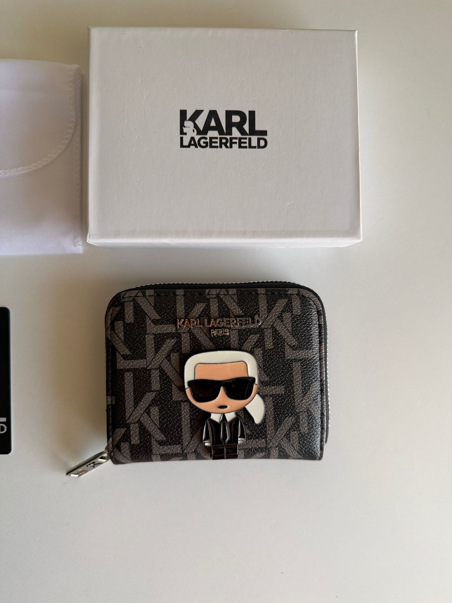 Karl mini Zipper Wallet