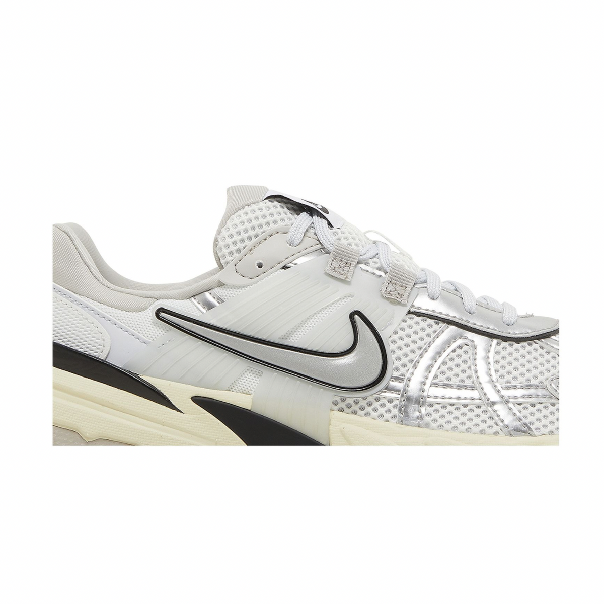 Nike V2K Run 'Summit White' .