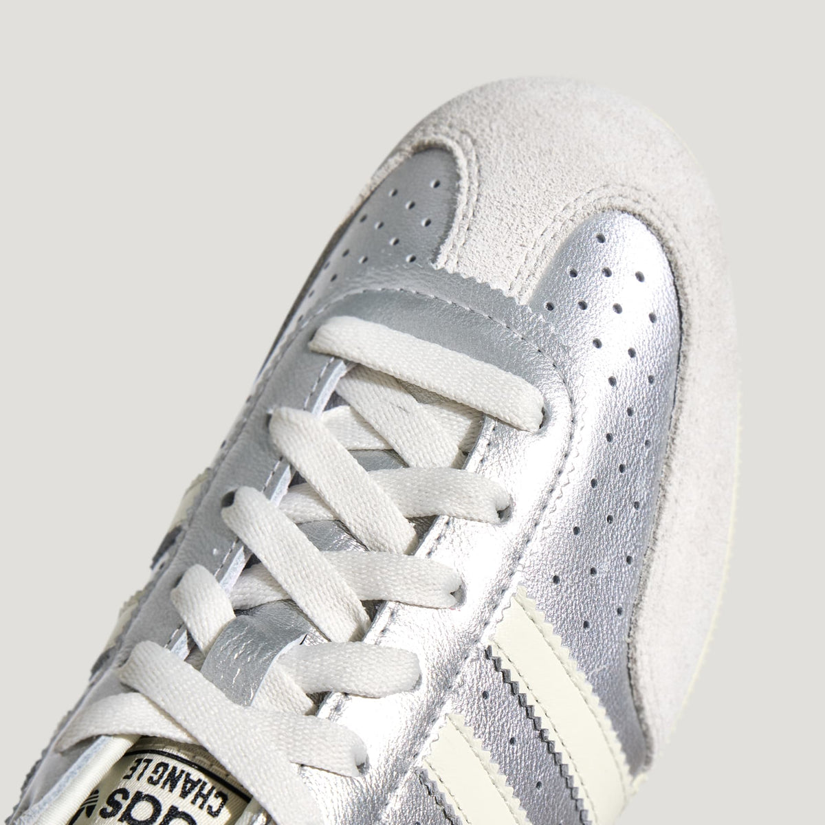 Adidas changle silver Metalic ivory grey