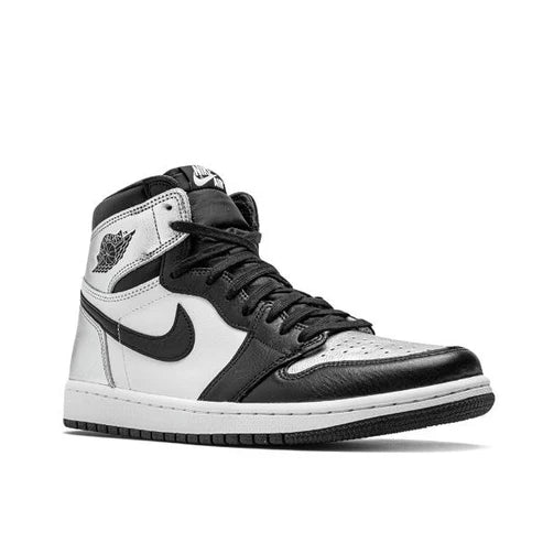 Nike Air Jordan 1 Retro High OG "Silver Toe" sneakers