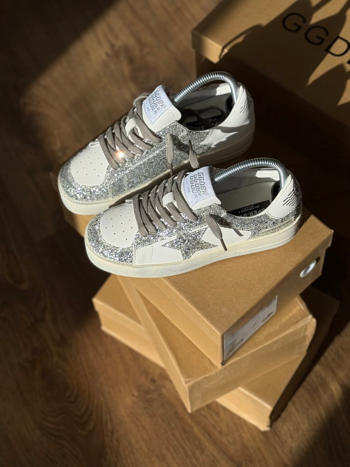 Golden Goose Baskets Stardan Cuir – Blanc Glitter