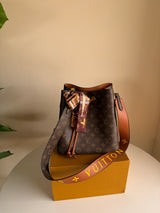 Louis Vuitton Neonoe MM